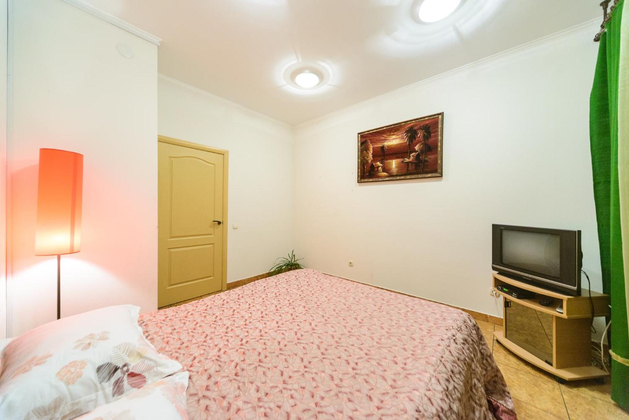 Apartment At Malaya Zhytomyrska 5 キエフ 部屋 写真
